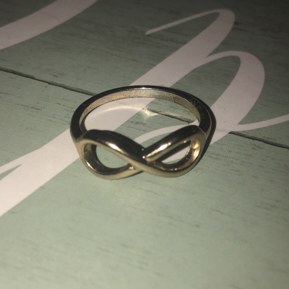 ✨New Item✨ Infinity symbol ring